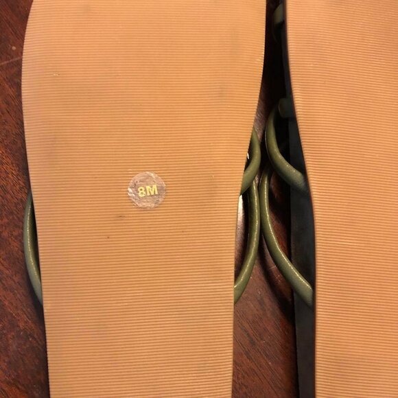 New TALBOTS HAVEN Well Within Leather Strappy Slides Sandals Olive 8 MSRP $128 - Picture 9 of 10